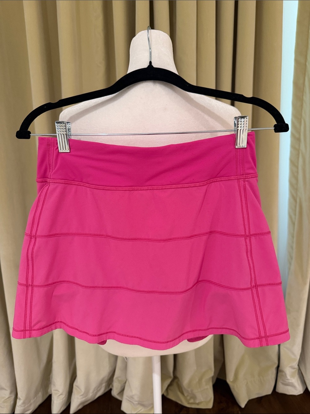 lululemon athletica - Women’s Hot Pink Pace Rival Mid-Rise Active Skirt- Size: 4